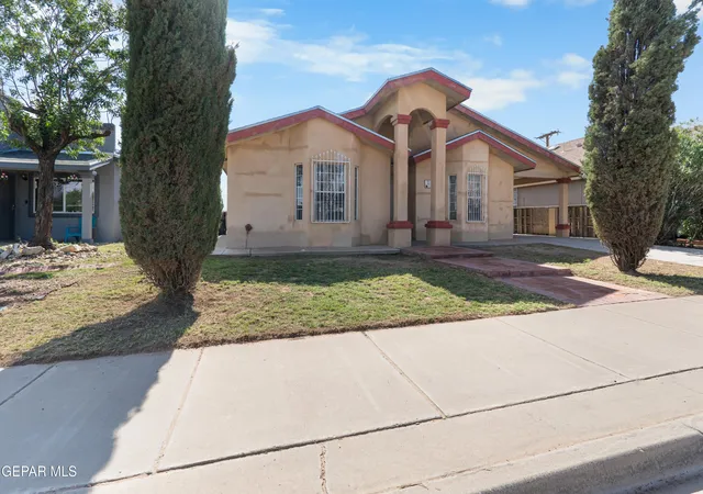 Single family home for sale at 9732 La Morenita Cir, El Paso, TX 79927 | MLS# 953511 | Listing updated on 2026-10-28