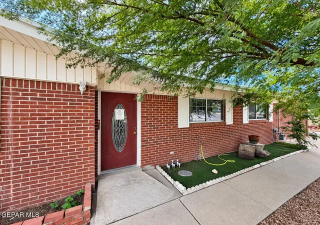 Single family home for sale at 3504 Beryl Ln, El Paso, TX 79904 | MLS# 953508 | Listing updated on 2026-10-28