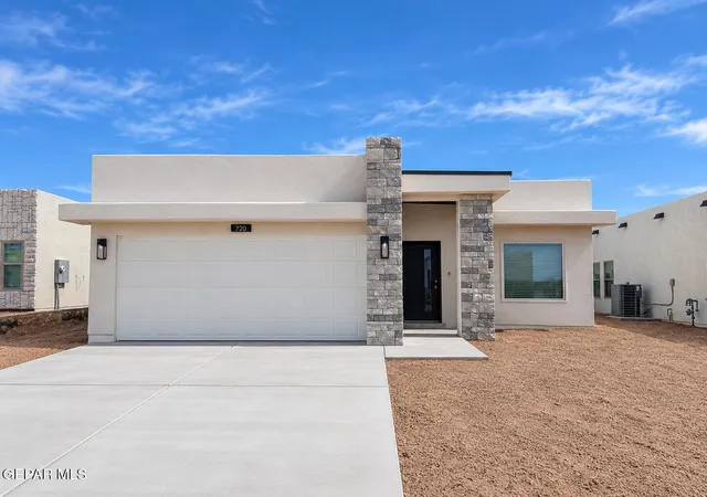 Photo 1 of Single family home for sale at 720 Paseo Astuto Pl, Horizon City, TX 79928 | MLS# 953531 | Listing updated on 2026-10-28