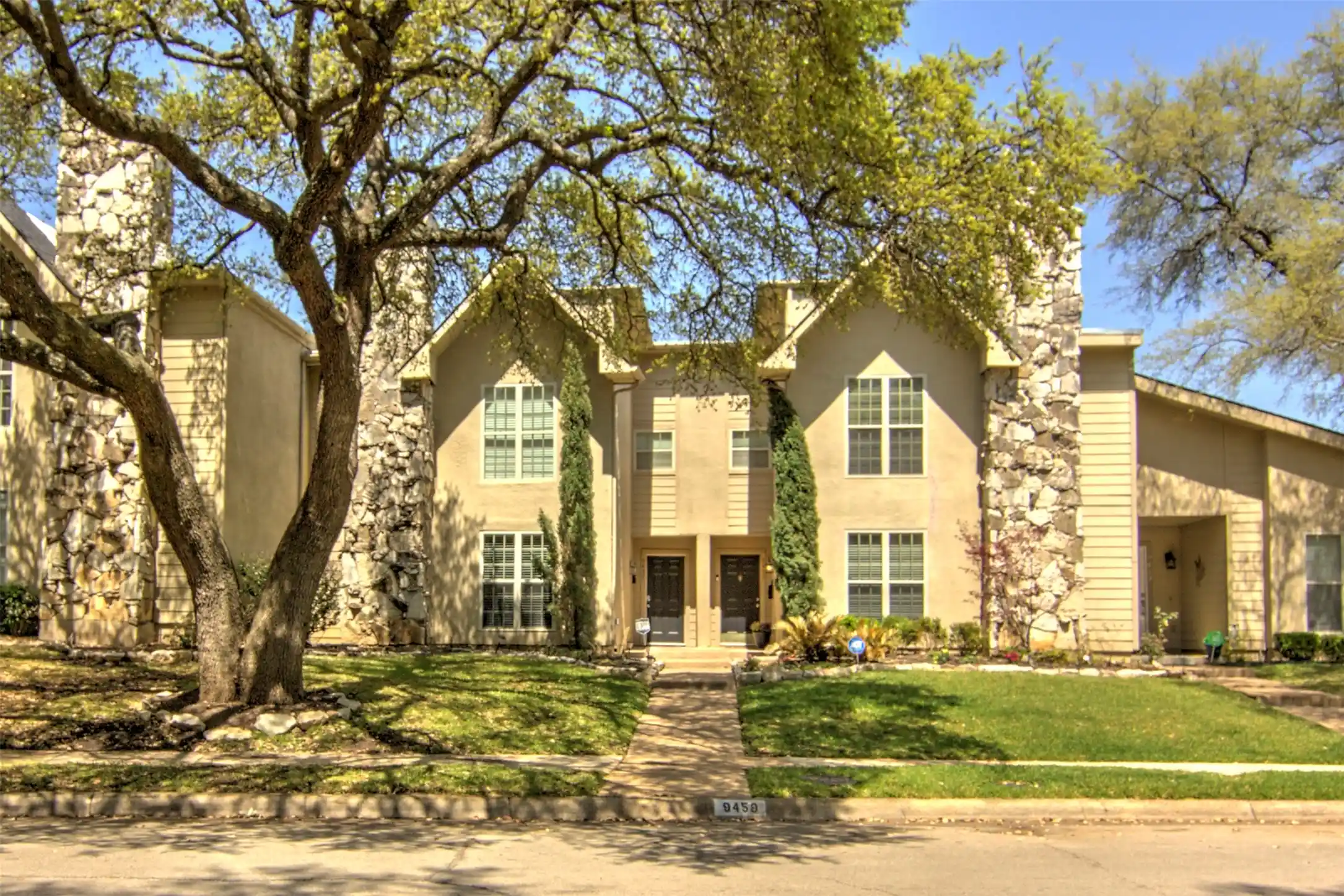 Photo 1 of Sale Pending at 9459 Timberleaf Dr, Dallas, TX 75243 | MLS# 20024849 | Listing updated on 2024-09-30