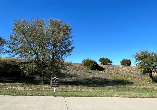 Photo 1 of Land for sale at 2000 Hidden Bluff Dr, Aledo, TX 76008 | MLS# 20157491 | Listing updated on 2026-07-15