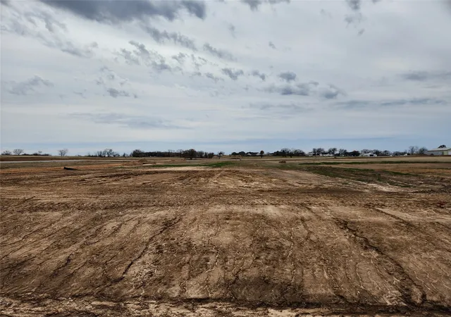 Photo 2 of Land for sale at 165 Lonicera Ln, Paradise, TX 76073 | MLS# 20258385 | Listing updated on 2026-08-24