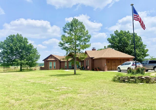 Photo 1 of Single family home for sale at 12053 S Hwy 34, Scurry, TX 75158 | MLS# 20298010 | Listing updated on 2026-08-25