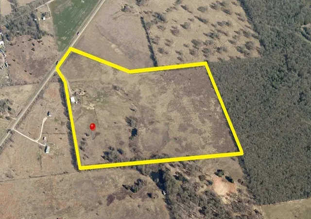 Photo 24 of Single family home for sale at 12053 S Hwy 34, Scurry, TX 75158 | MLS# 20298010 | Listing updated on 2026-08-25