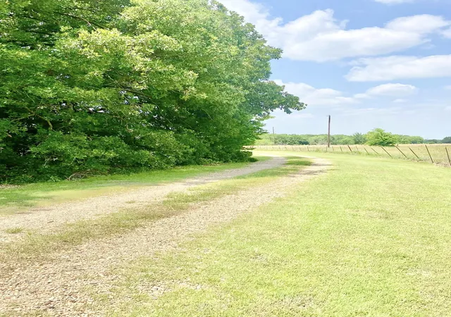 Photo 3 of Single family home for sale at 12053 S Hwy 34, Scurry, TX 75158 | MLS# 20298010 | Listing updated on 2026-08-25