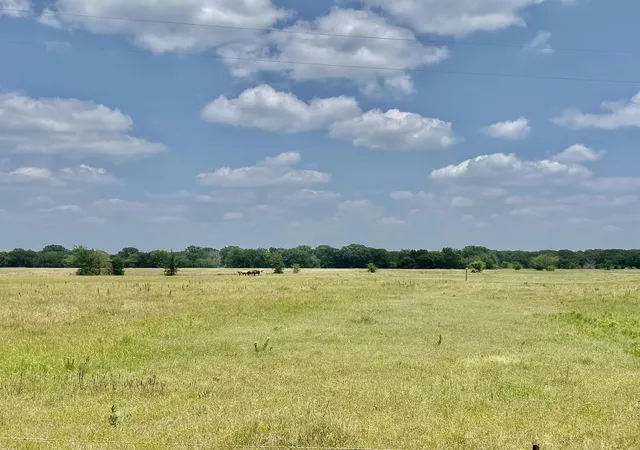 Photo 4 of Single family home for sale at 12053 S Hwy 34, Scurry, TX 75158 | MLS# 20298010 | Listing updated on 2026-08-25