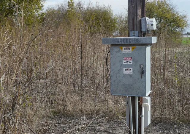 Homes for sale in Milford, TX | Tbd 111 Interstate 35 Hwy, Milford, TX 76670 | MLS# 20318624