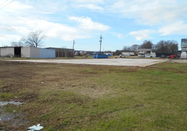Photo 3 of Land for sale at 2020 S Arkansas Hwy, Springhill, LA 71075 | MLS# 20323861 | Listing updated on 2026-07-03
