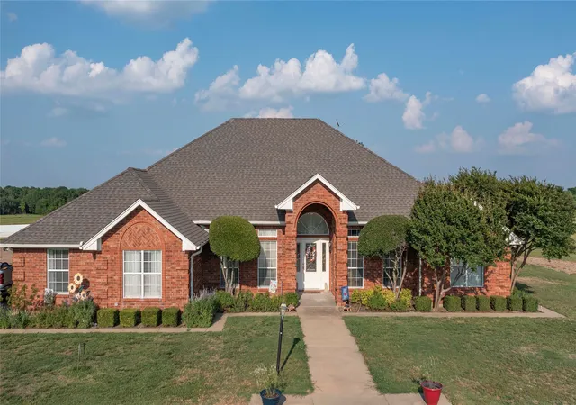 Homes for sale in Bonham, TX | 2424 Fm 3297, Bonham, TX 75418 | MLS# 20362870