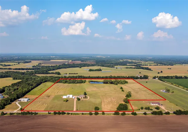 Homes for sale in Bonham, TX | 2424 Fm 3297, Bonham, TX 75418 | MLS# 20362870