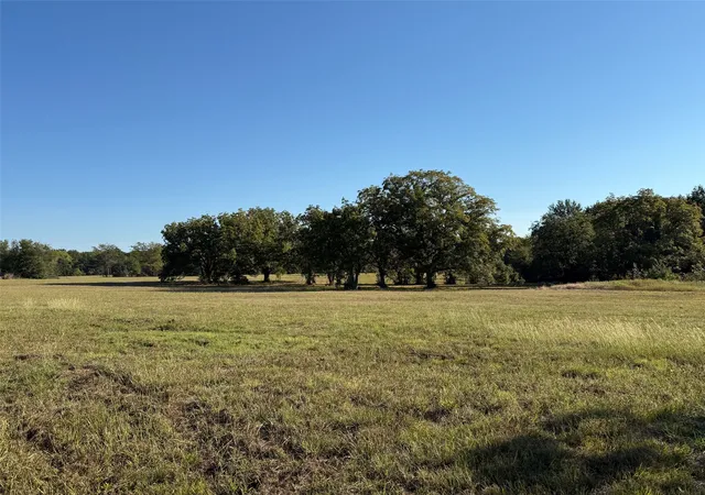 Photo 2 of House for sale at 2102 County Road 2610, Bonham, TX 75418 | MLS# 20399154 | Listing updated on 2026-08-22