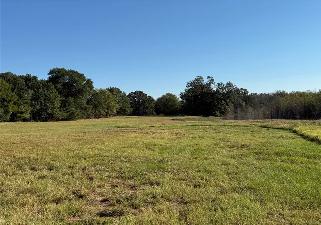 Photo 3 of House for sale at 2102 County Road 2610, Bonham, TX 75418 | MLS# 20399154 | Listing updated on 2026-08-22