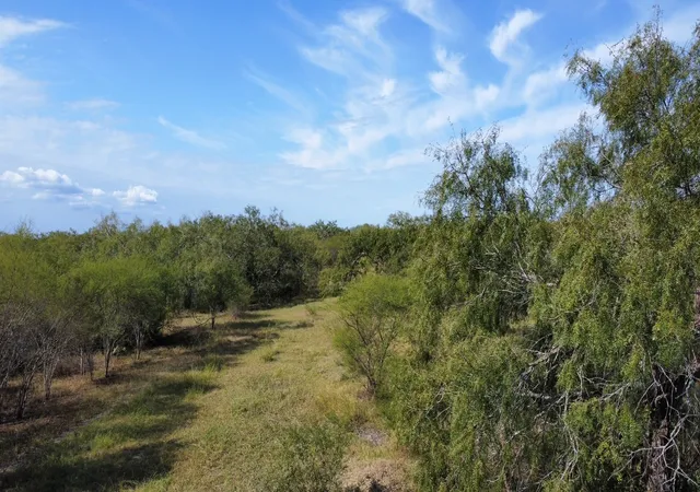 Homes for sale in Sinton, TX | 14135 County Road 1144, Sinton, TX 78387 | MLS# 20403977