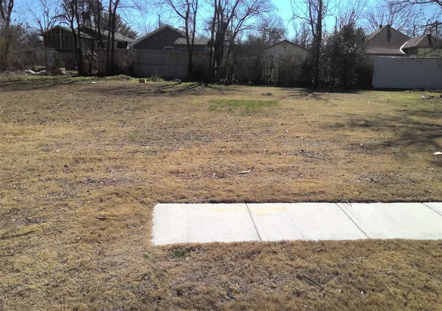 Photo 2 of Land for sale at 4528 Meek St, Dallas, TX 75216 | MLS# 20430120 | Listing updated on 2026-07-07