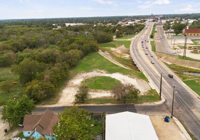 Photo 1 of Land for sale at 938 E Henderson St, Cleburne, TX 76031 | MLS# 20446895 | Listing updated on 2026-08-27