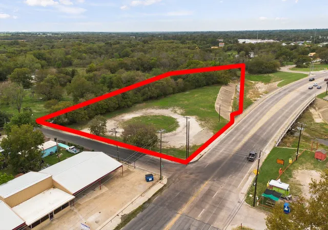 Photo 2 of Land for sale at 938 E Henderson St, Cleburne, TX 76031 | MLS# 20446895 | Listing updated on 2026-08-27