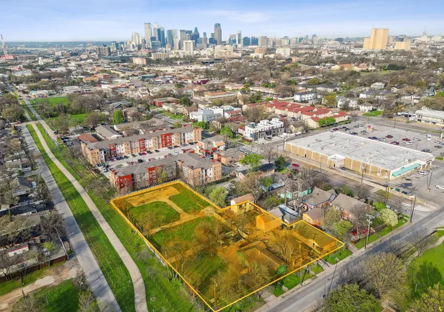 Photo 3 of Land for sale at 319 S Fitzhugh Ave, Dallas, TX 75226 | MLS# 20525830 | Listing updated on 2026-07-28