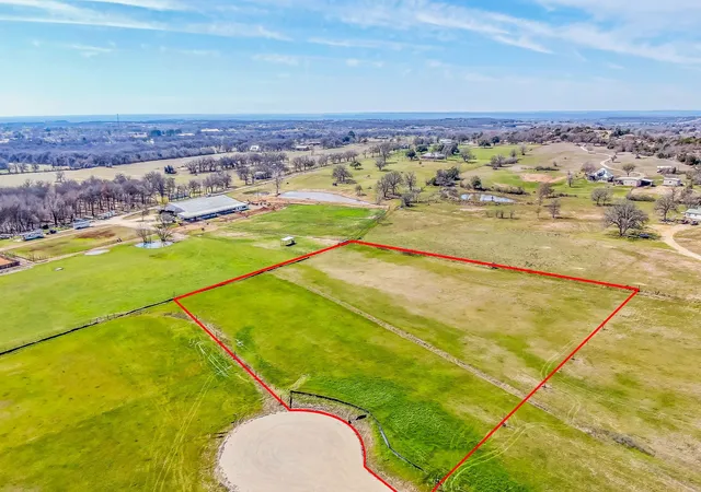 3rd image of 1012 Lambert Ct, Weatherford, TX 76088 | MLS# 20541703