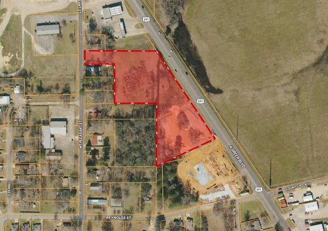 Photo 3 of Land for sale at 700 N Greer Blvd, Pittsburg, TX 75686 | MLS# 20558909 | Listing updated on 2026-09-04