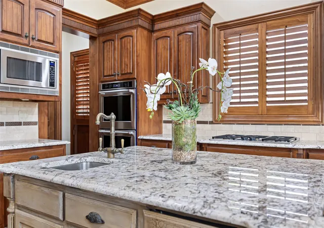 Photo 1 of Mansion for sale at 3000 Bluffs Ln, Allen, TX 75002 | MLS# 20564460 | Listing updated on 2026-08-18