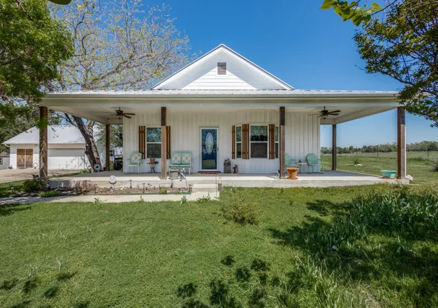 Photo 2 of Single family home for sale at 4953 County Rd 413, Melissa, TX 75454 | MLS# 20570037 | Listing updated on 2026-09-04