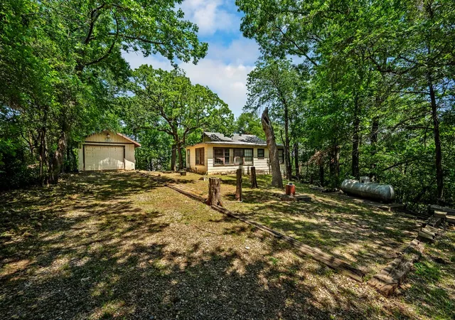 Photo 2 of Single family home for sale at 68 Zumwalt Ln, Pottsboro, TX 75076 | MLS# 20574790 | Listing updated on 2026-08-13