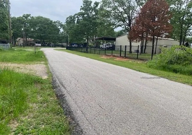 Photo 3 of Land for sale at 220 Bowie St, Mabank, TX 75156 | MLS# 20593199 | Listing updated on 2026-10-05