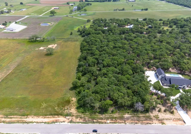 Homes for sale in Tolar, TX | 2101 Jeremy St, Tolar, TX 76476 | MLS# 20600956