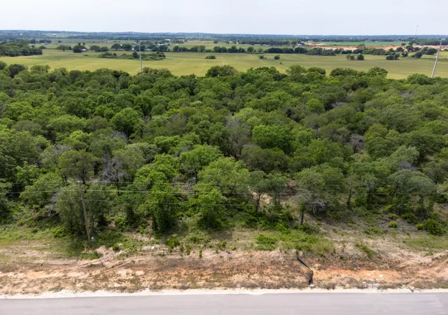 Homes for sale in Tolar, TX | 4006 Ken Rd, Tolar, TX 76476 | MLS# 20600972