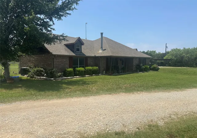 Photo 4 of House for sale at 1791 Crawford Ln, Graford, TX 76449 | MLS# 20646475 | Listing updated on 2026-07-24
