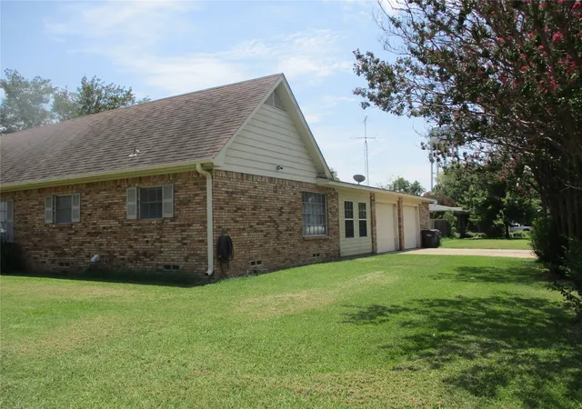 Homes for sale in Point, TX | 235 Industrial, Point, TX 75472 | MLS# 20667594