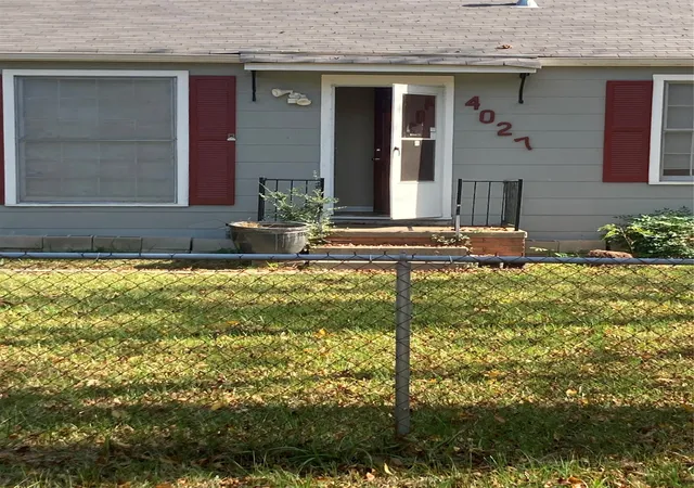 Photo 1 of Single family home for sale at 4027 Ridgemoor Ave, Shreveport, LA 71108 | MLS# 20681813 | Listing updated on 2026-07-15
