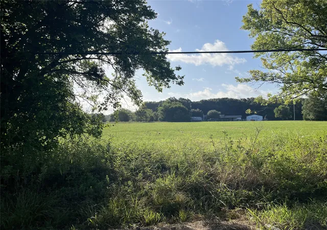 Photo 1 of Land for sale at 210 Tomahawk Dr, Quinlan, TX 75474 | MLS# 20690189 | Listing updated on 2026-09-16