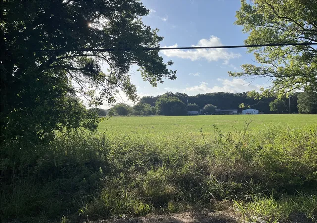Photo 2 of Land for sale at 210 Tomahawk Dr, Quinlan, TX 75474 | MLS# 20690189 | Listing updated on 2026-09-16