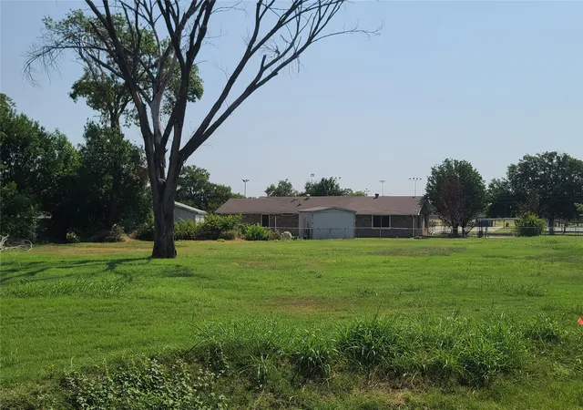 Photo 3 of Land for sale at 3024 Claibourne Blvd, Dallas, TX 75212 | MLS# 20696920 | Listing updated on 2026-08-17