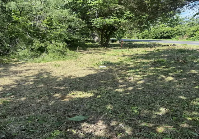 Photo 2 of Land for sale at 612 E 2Nd St, Cleburne, TX 76031 | MLS# 20707112 | Listing updated on 2026-08-22