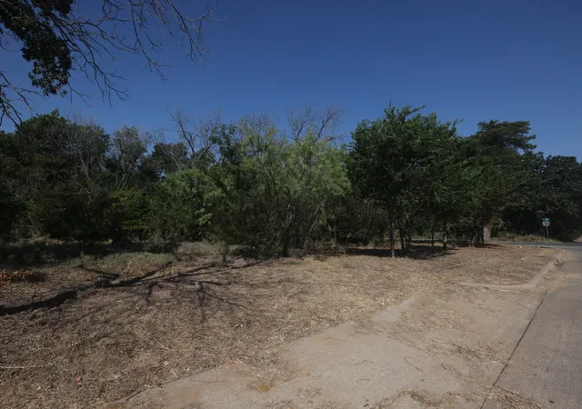 Photo 3 of Land for sale at 612 E 2Nd St, Cleburne, TX 76031 | MLS# 20707112 | Listing updated on 2026-08-22