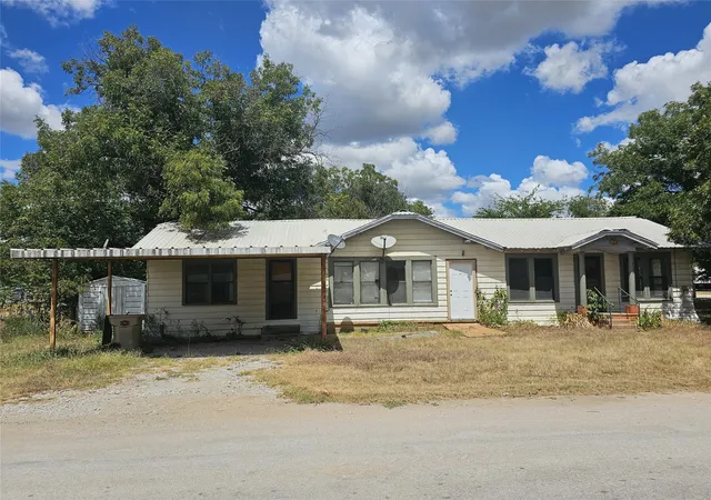 Homes for sale in Bangs, TX | 216 E Pecan St, Bangs, TX 76823 | MLS# 20714856