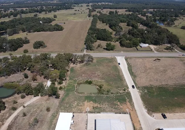 Photo 2 of Sale Pending at 0000 Bonham St Lot 2, Paris, TX 75460 | MLS# 20727322 | Listing updated on 2026-08-12