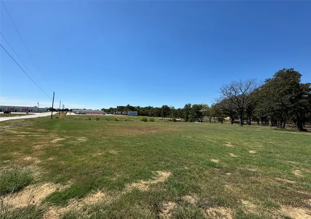 Photo 3 of Sale Pending at 0000 Bonham St Lot 2, Paris, TX 75460 | MLS# 20727322 | Listing updated on 2026-08-12