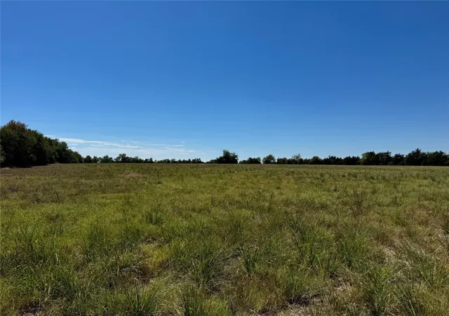 Photo 1 of Sale Pending at Tbd Old Bonham Road, Paris, TX 75460 | MLS# 20727311 | Listing updated on 2026-08-10
