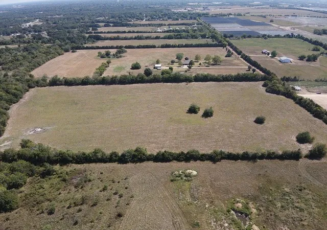 Photo 4 of Sale Pending at Tbd Old Bonham Road, Paris, TX 75460 | MLS# 20727311 | Listing updated on 2026-08-10