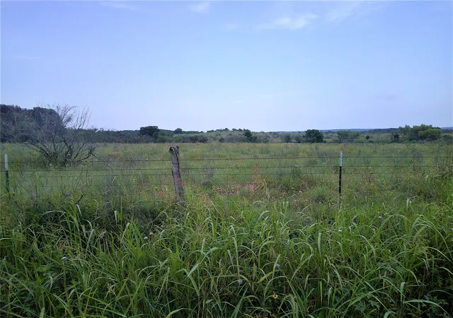 Photo 3 of Land for sale at Tr 5 4 Wire, Bowie, TX 76230 | MLS# 20730001 | Listing updated on 2026-08-03