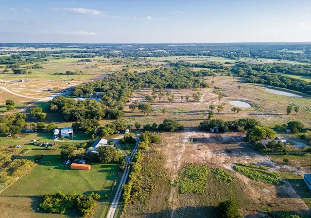 Homes for sale in Paradise, TX | 453 County Road 3383, Paradise, TX 76073 | MLS# 20732106