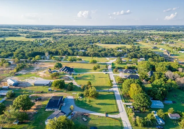 Homes for sale in Paradise, TX | 453 County Road 3383, Paradise, TX 76073 | MLS# 20732106