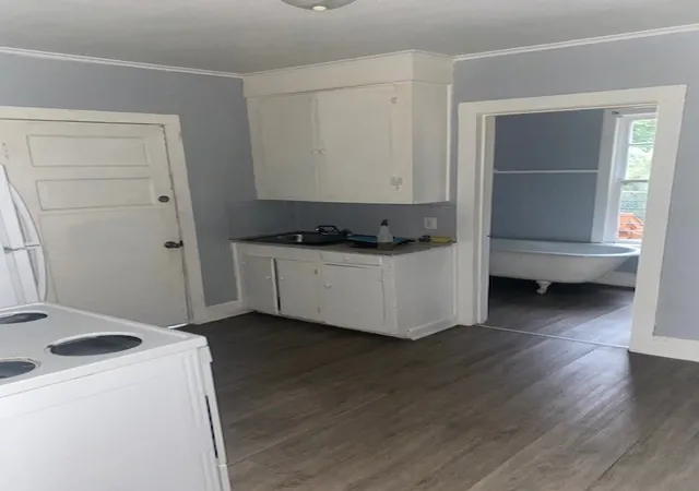 Photo 3 of Multi family home for sale at 2539 Merwin St, Shreveport, LA 71103 | MLS# 20735075 | Listing updated on 2026-09-28