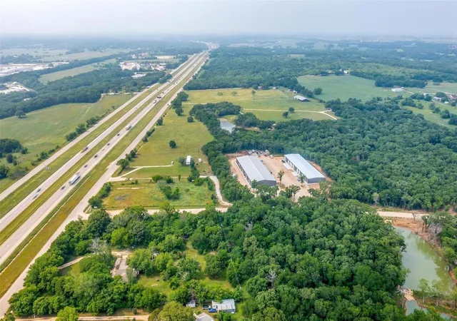 Photo 2 of Land for sale at 8445 S Interstate 35w W, Alvarado, TX 76009 | MLS# 20748063 | Listing updated on 2026-09-29