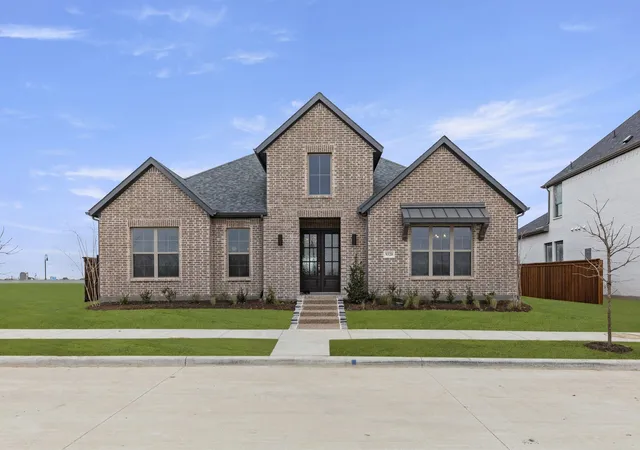 Photo 1 of Sale Pending at 9320 Blooming Ivy Dr, Forney, TX 75126 | MLS# 20761502 | Listing updated on 2026-09-21
