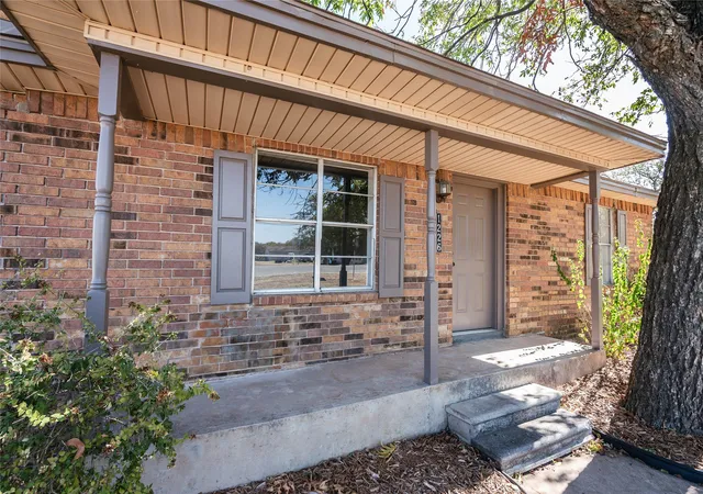 Photo 2 of Single family home for sale at 1226 Clay St, Nocona, TX 76255 | MLS# 20761577 | Listing updated on 2026-08-20
