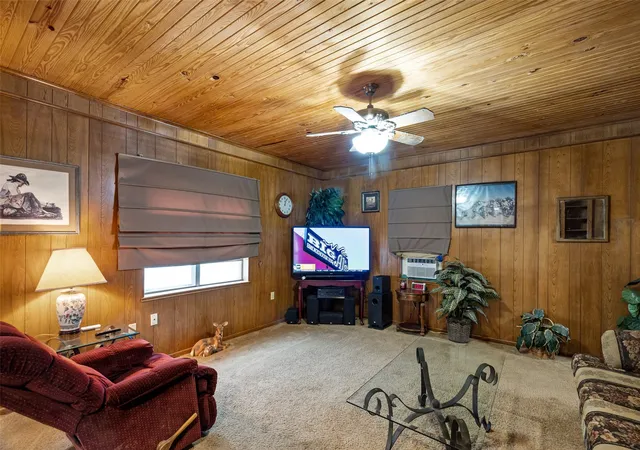 Homes for sale in Cranfills Gap, TX | 201 N 1St St, Cranfills Gap, TX 76637 | MLS# 20768610